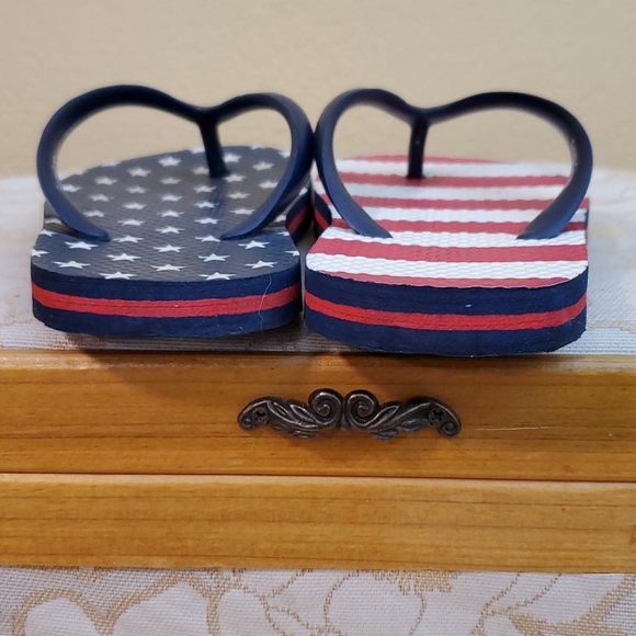 Americana Flip Flops - Picture 6 of 6